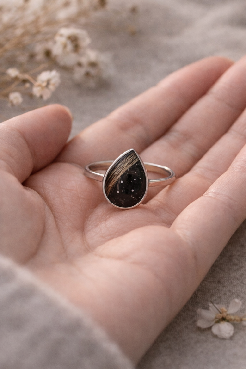 Anillo emocional doble corazón ajustable personalizado