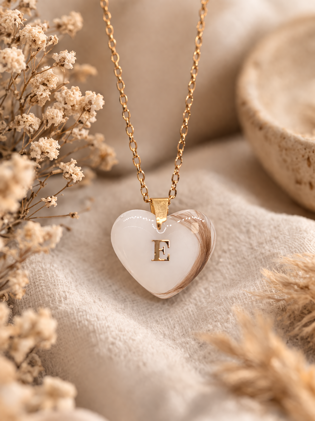 Colgante corazón personalizado con leche materna y mechón de pelo